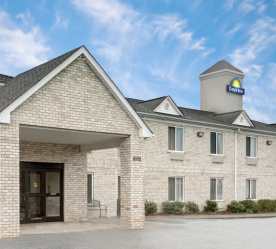 Days Inn Greensboro exterior