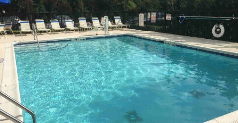 Holiday Inn Express & Suites Airport