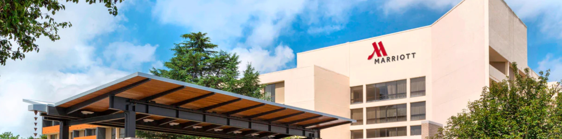 exterior Marriott hotel 
