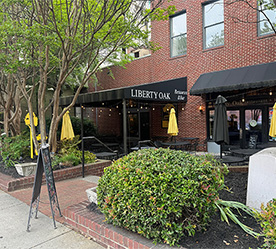 restaurant exterior/seating area