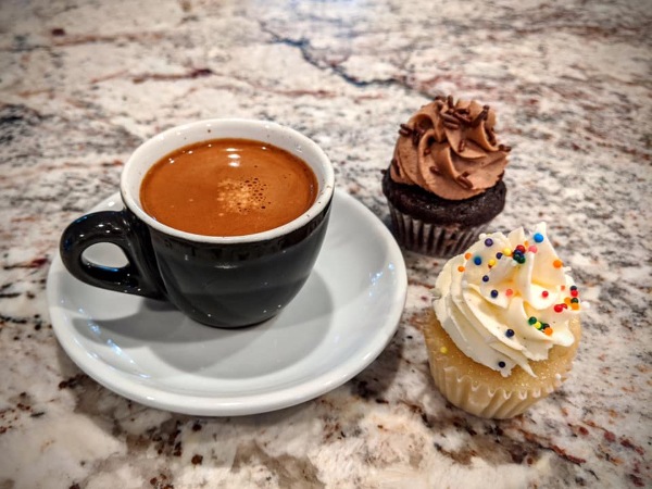 Coffee and cupcakes
